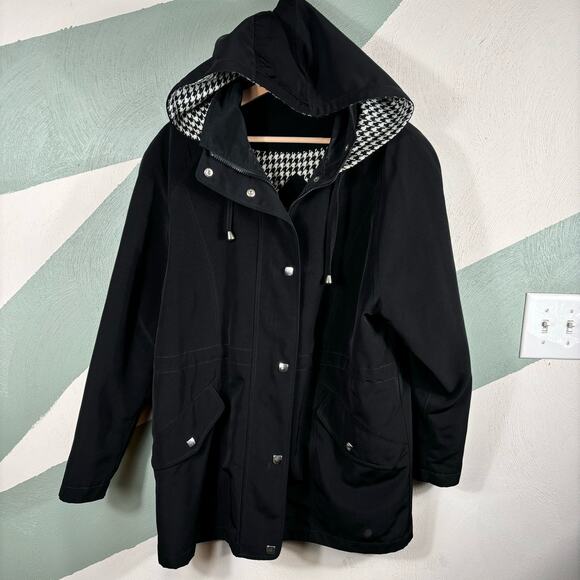 Regent Park Women's Small Black Raincoat Jacket Lined Detach Hoodie -tiny flaw - Picture 3 of 14